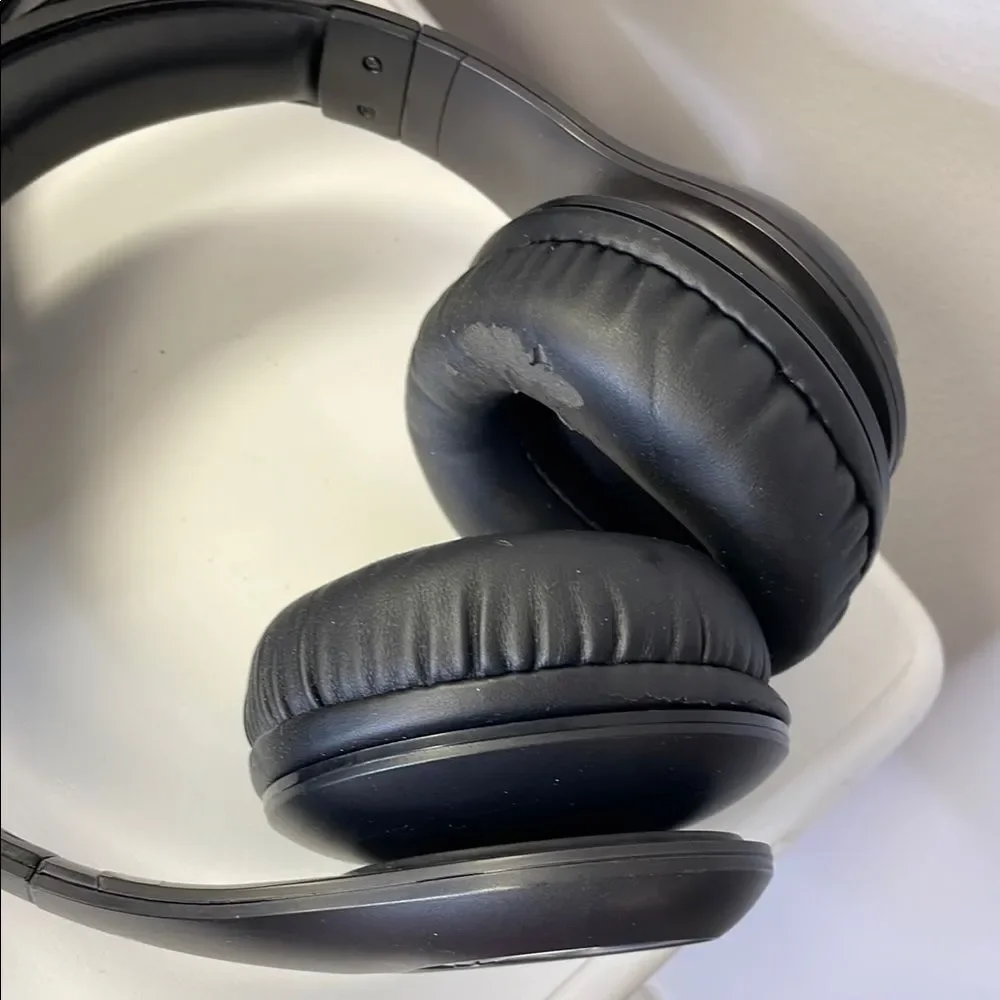 Black Over-Ear Wireless Headset